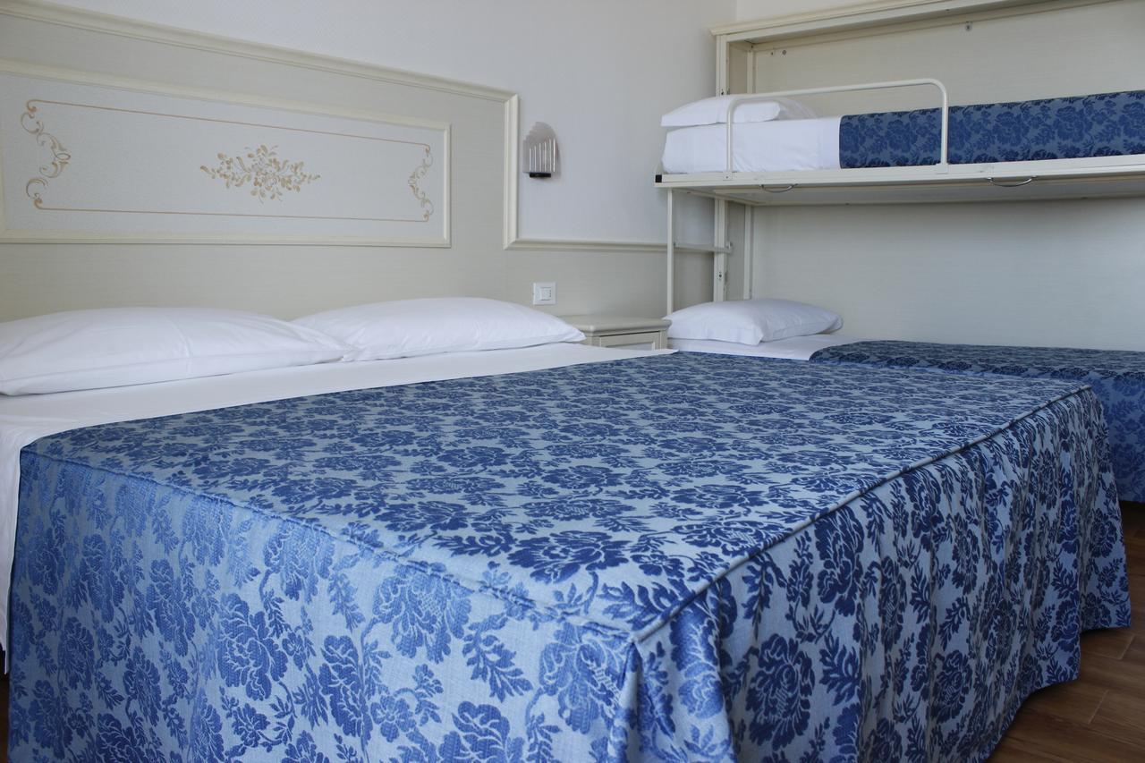 Hotel Principe Каорле Екстер'єр фото