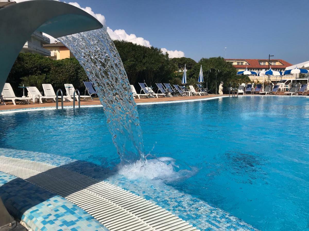 Hotel Principe Каорле Екстер'єр фото